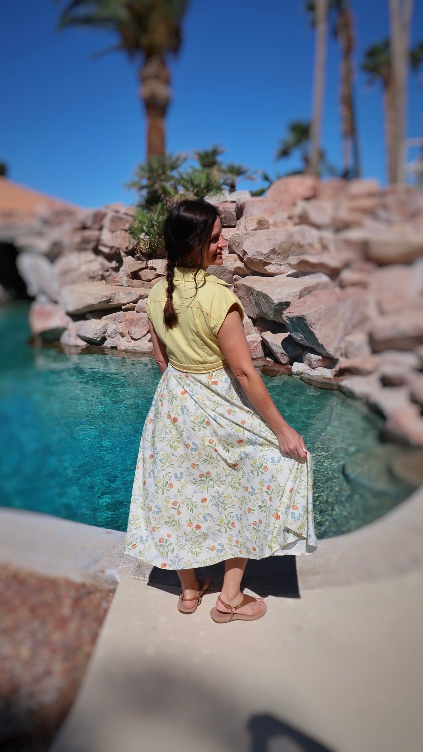 Lemoncello Floral Print Midi Dress Large