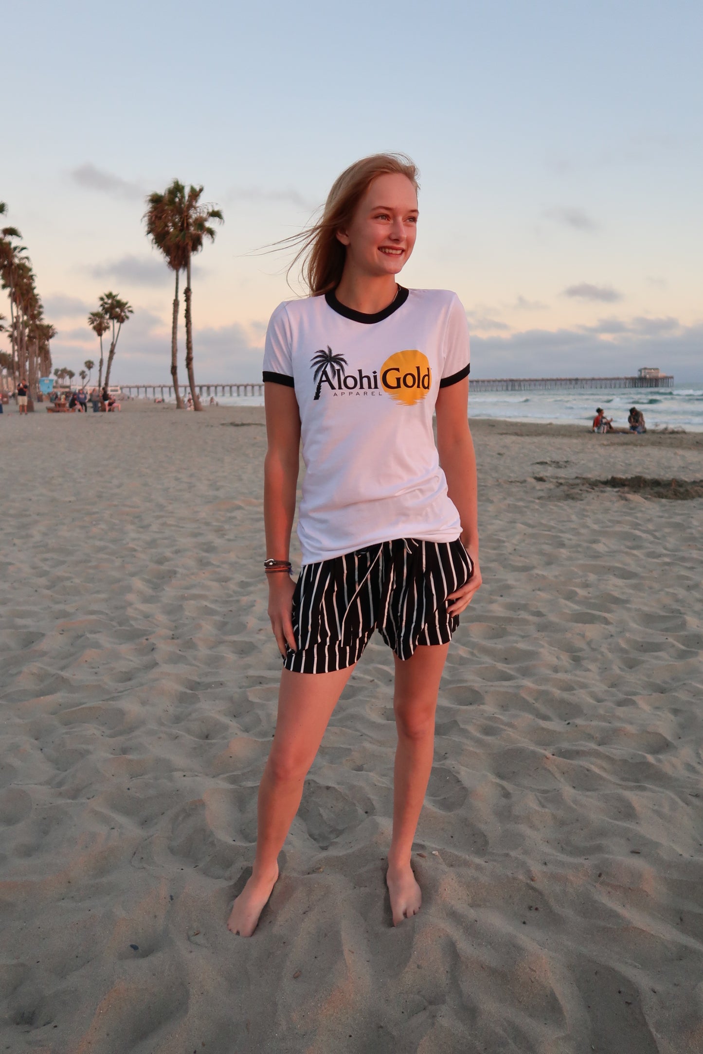 Signature Logo Tee - Alohi Gold Apparel