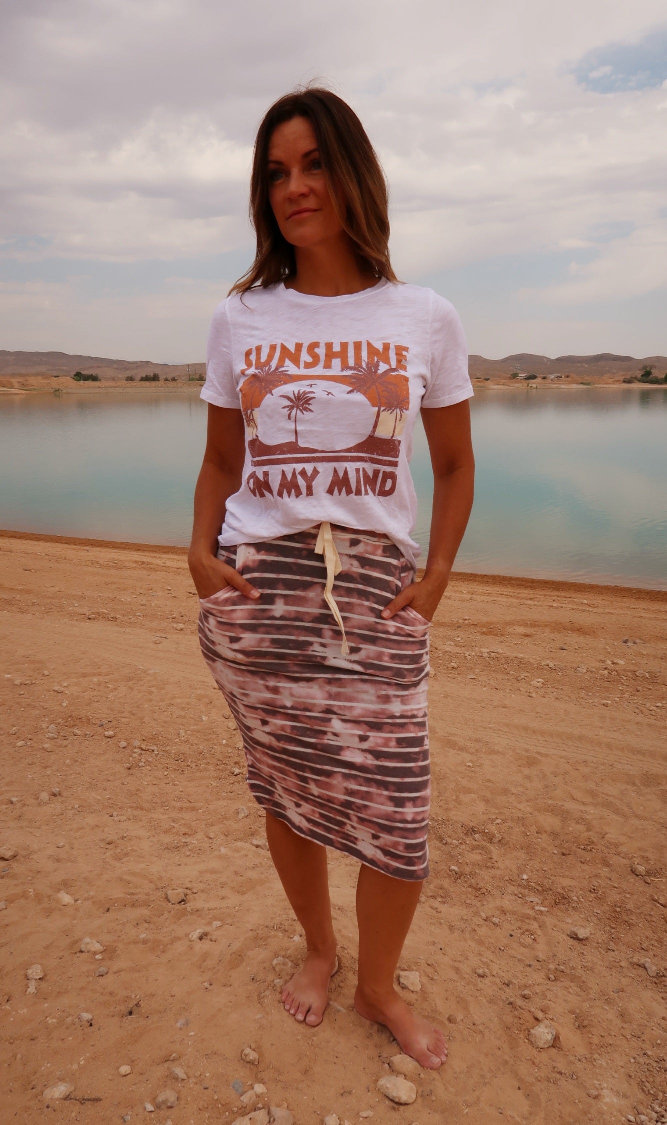 Sunshine Graphic Tee - Alohi Gold Apparel