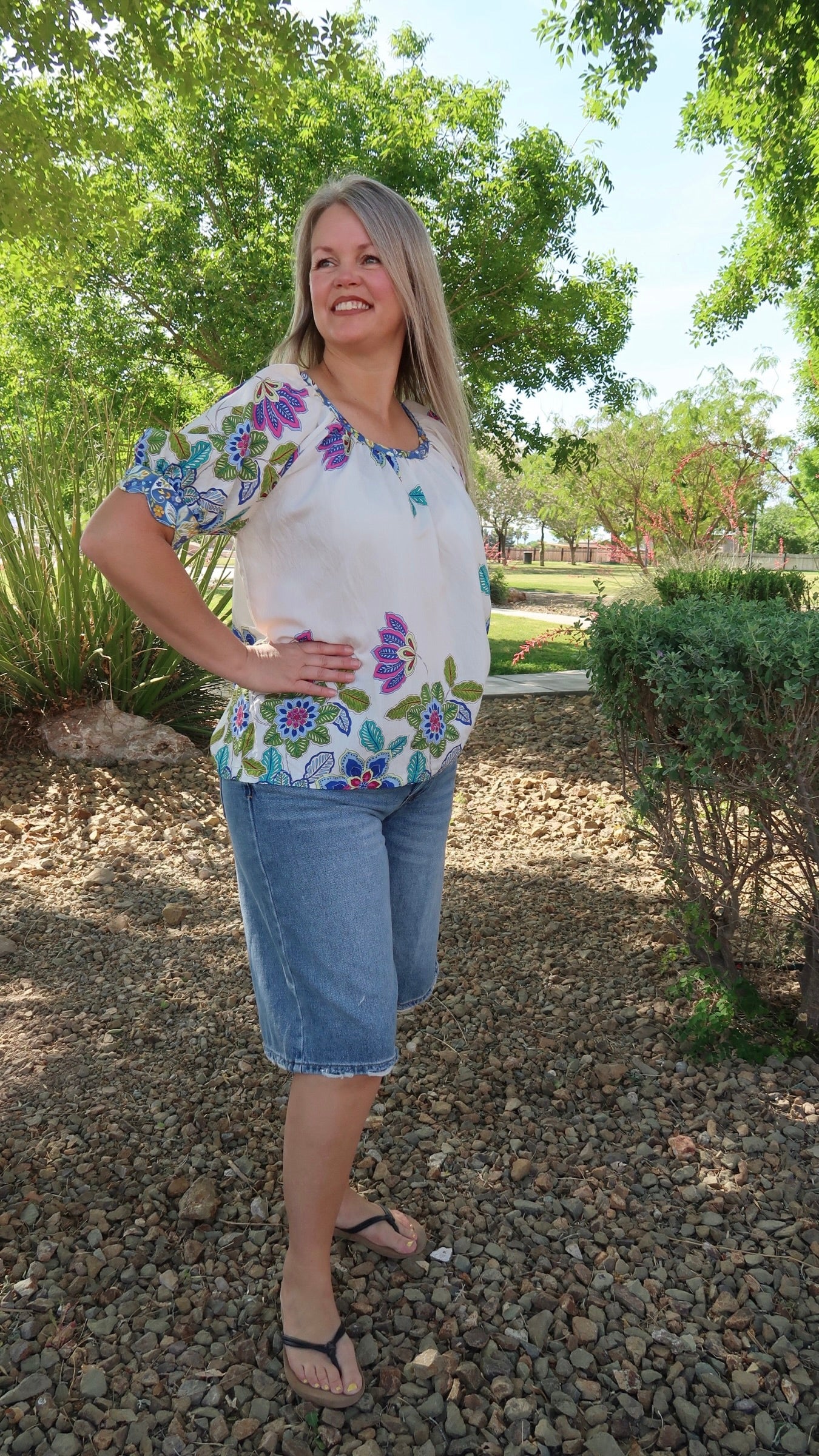 Flower Garden Short Sleeve Top