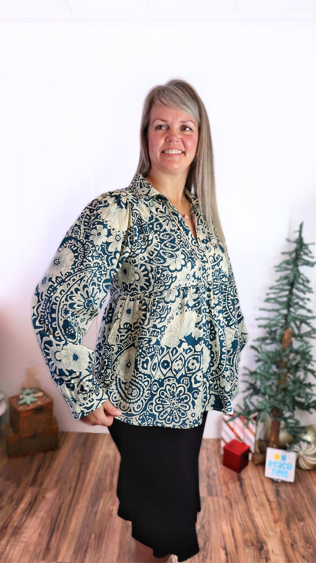 Peacock Feminine Tailored Top- Alohi gold apparel