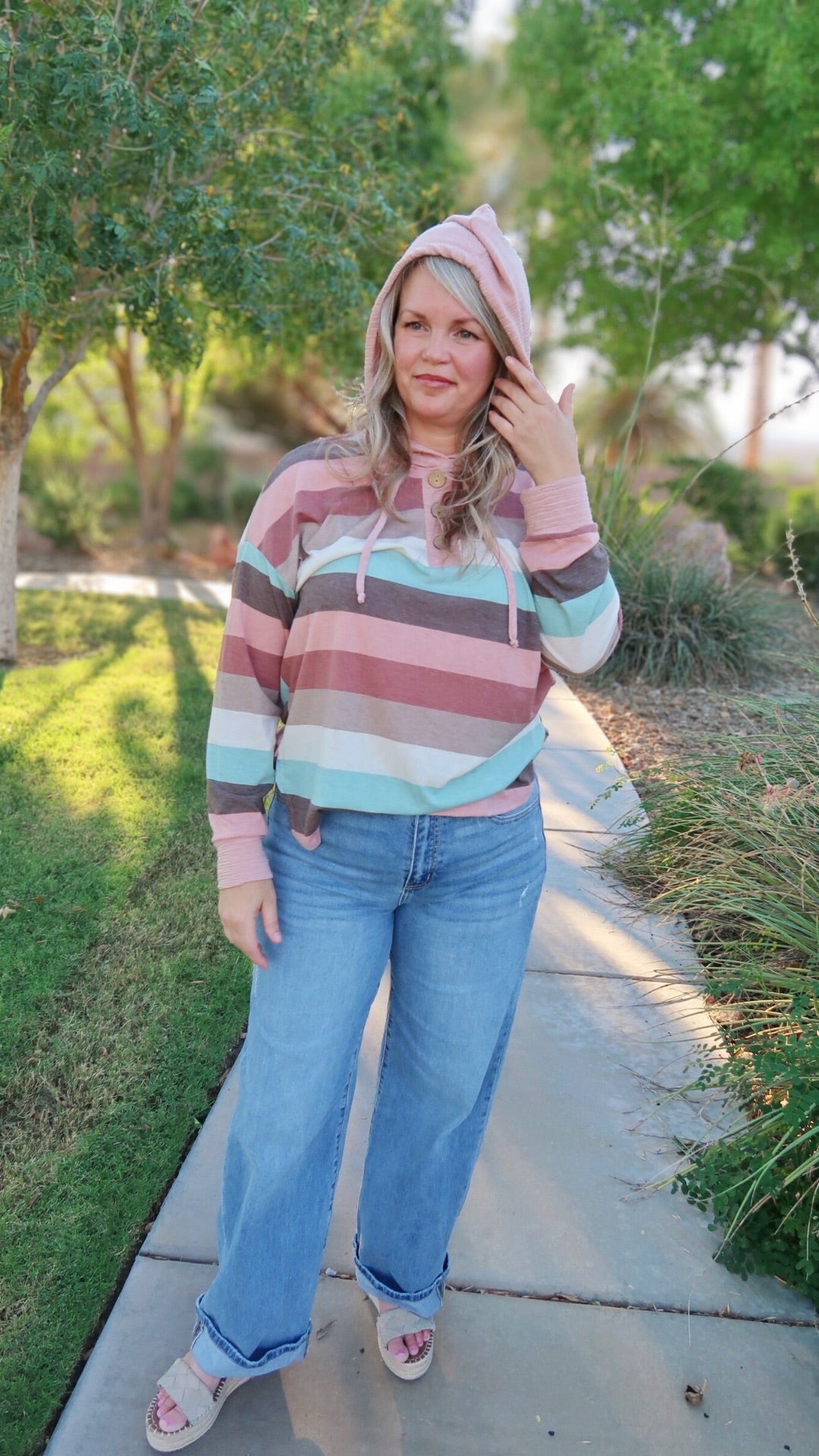Horizontal stripe hooded top – alohi gold apparel 