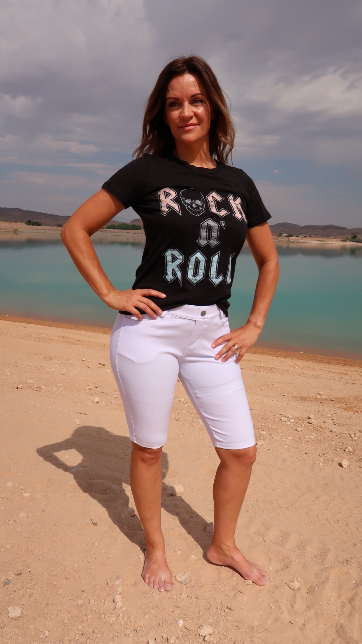 Rock N Roll Graphic Tee - Alohi Gold Apparel